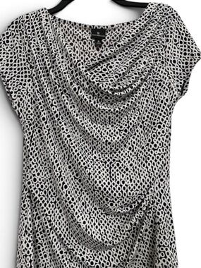 Worthington Women’s Top Size M Black &White